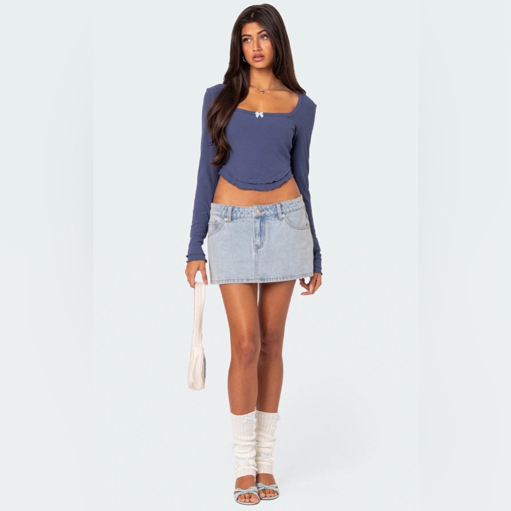 Edikted Yara Ribbed Ruffle Hem Top - Picture 2 of 6